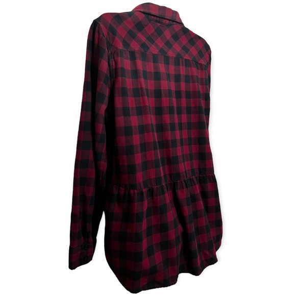 Beach Lunch Lounge Women's Red & Black Plaid Flannel Button Up Shirt Size Small - Picture 11 of 13